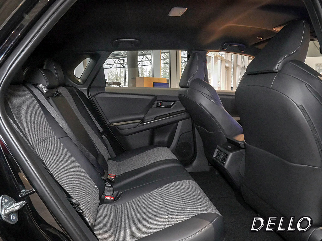 Fahrzeugansicht TOYOTA bZ4X Teamplayer - Bild 31