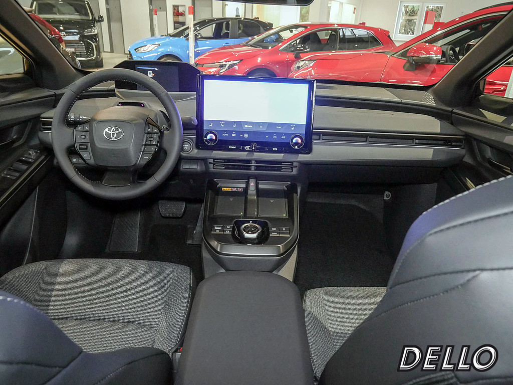 Fahrzeugansicht TOYOTA bZ4X Teamplayer - Bild 32