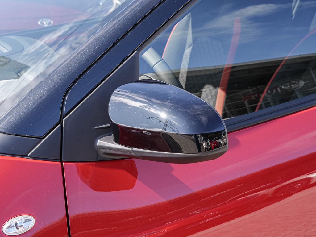 Fahrzeugansicht TOYOTA Aygo X 1.0 Teamplayer - Bild 2