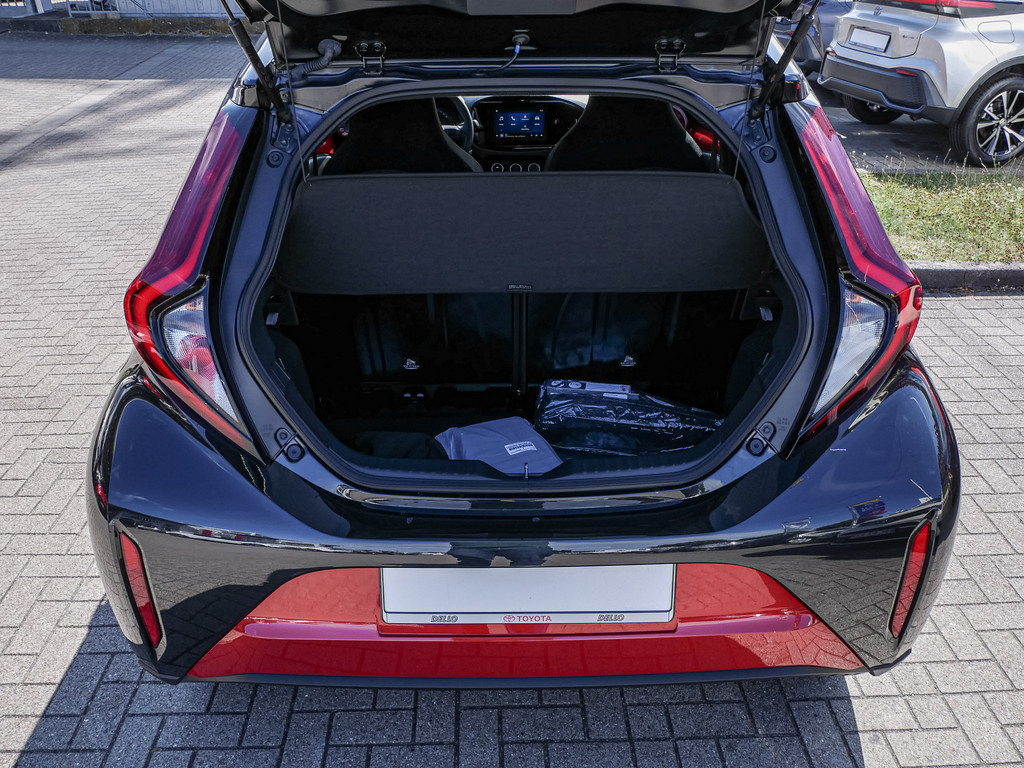 Fahrzeugansicht TOYOTA Aygo X 1.0 Teamplayer - Bild 10