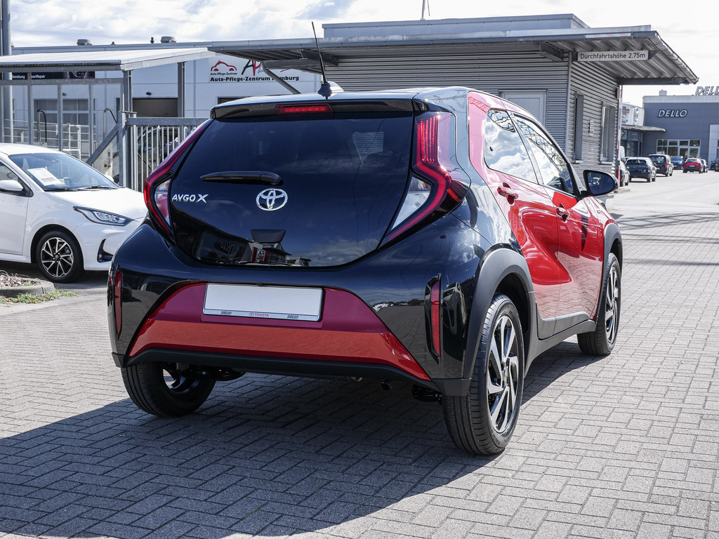 Fahrzeugansicht TOYOTA Aygo X 1.0 Teamplayer - Bild 34