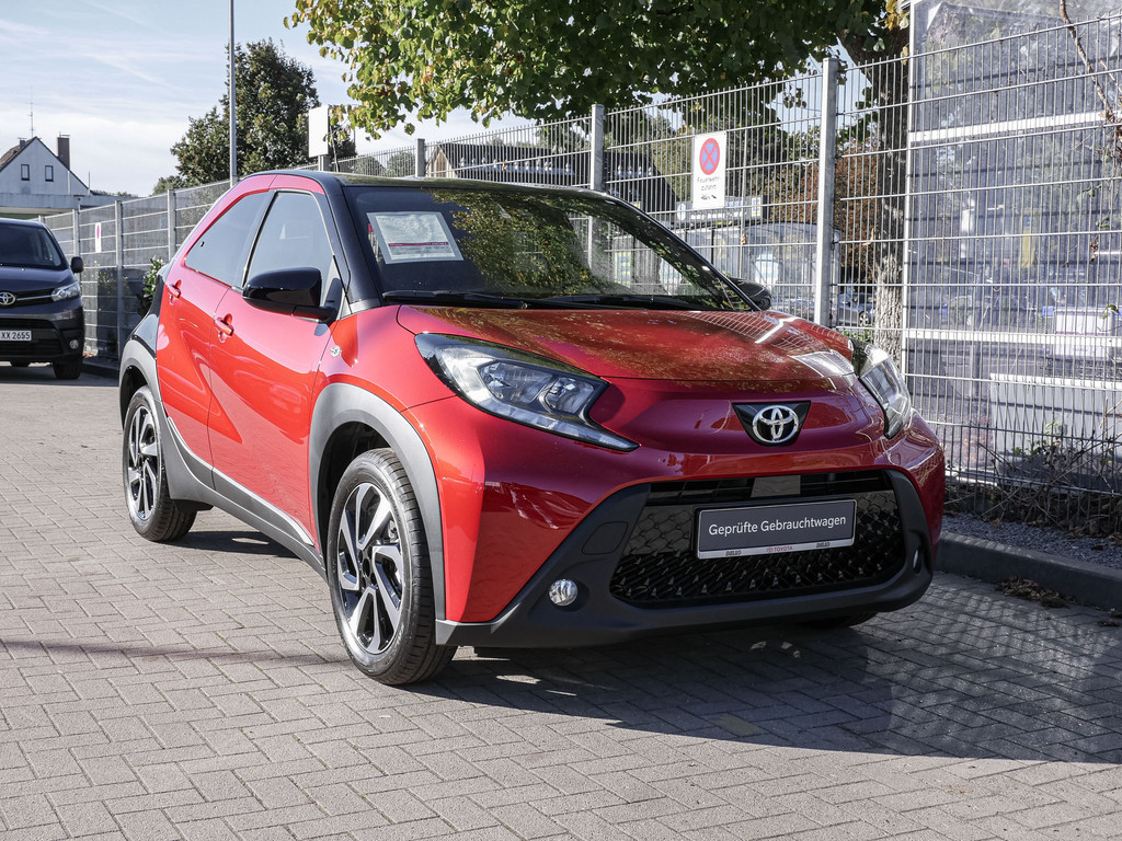 Fahrzeugansicht TOYOTA Aygo X 1.0 Teamplayer - Bild 23