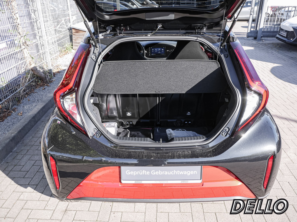 Fahrzeugansicht TOYOTA Aygo X 1.0 Teamplayer - Bild 7