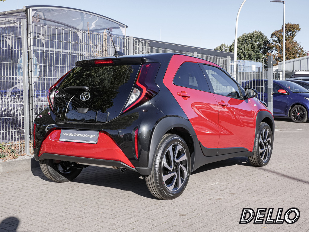 Fahrzeugansicht TOYOTA Aygo X 1.0 Teamplayer - Bild 33