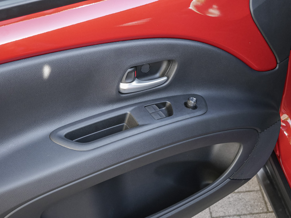 Fahrzeugansicht TOYOTA Aygo X 1.0 Teamplayer - Bild 30