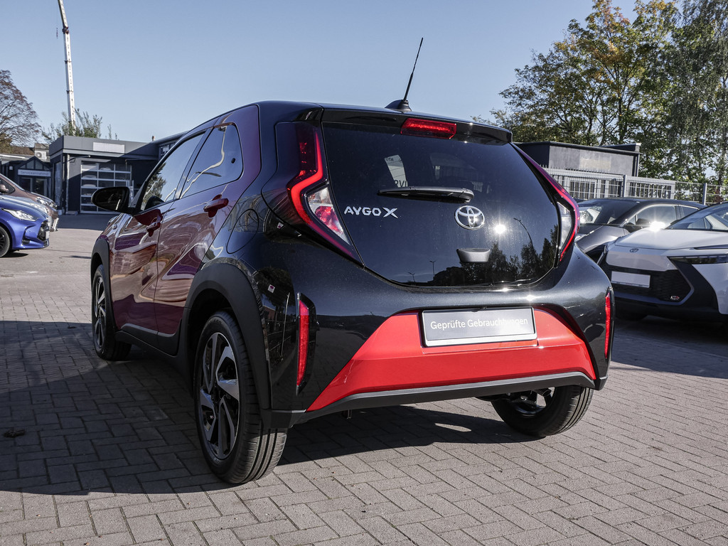 Fahrzeugansicht TOYOTA Aygo X 1.0 Teamplayer - Bild 35