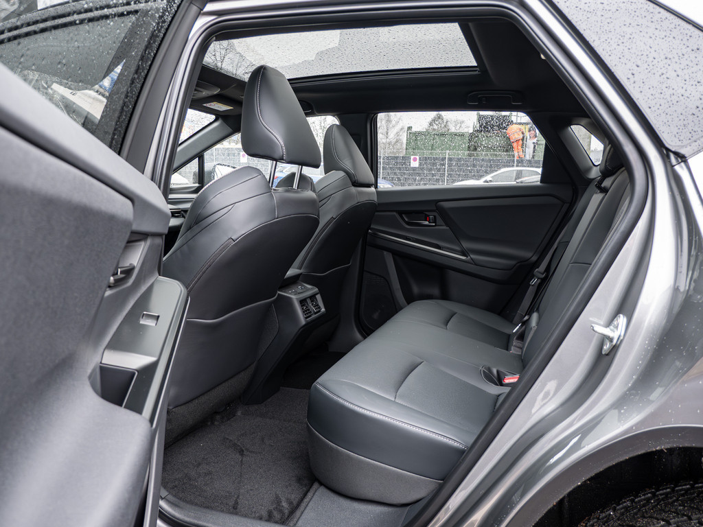 Fahrzeugansicht TOYOTA bZ4X AWD Lounge - Bild 6