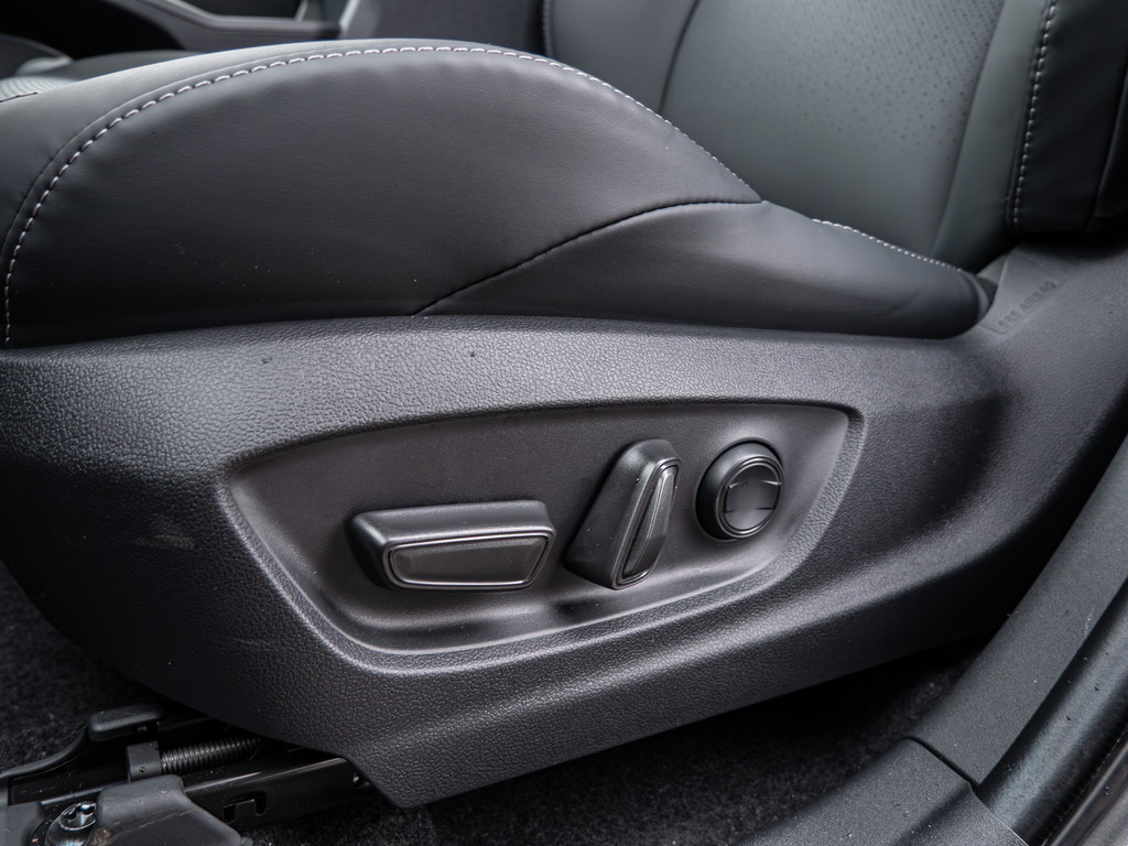 Fahrzeugansicht TOYOTA bZ4X AWD Lounge - Bild 33