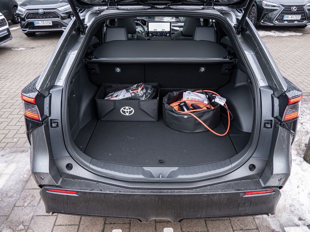 Fahrzeugansicht TOYOTA bZ4X AWD Lounge - Bild 4