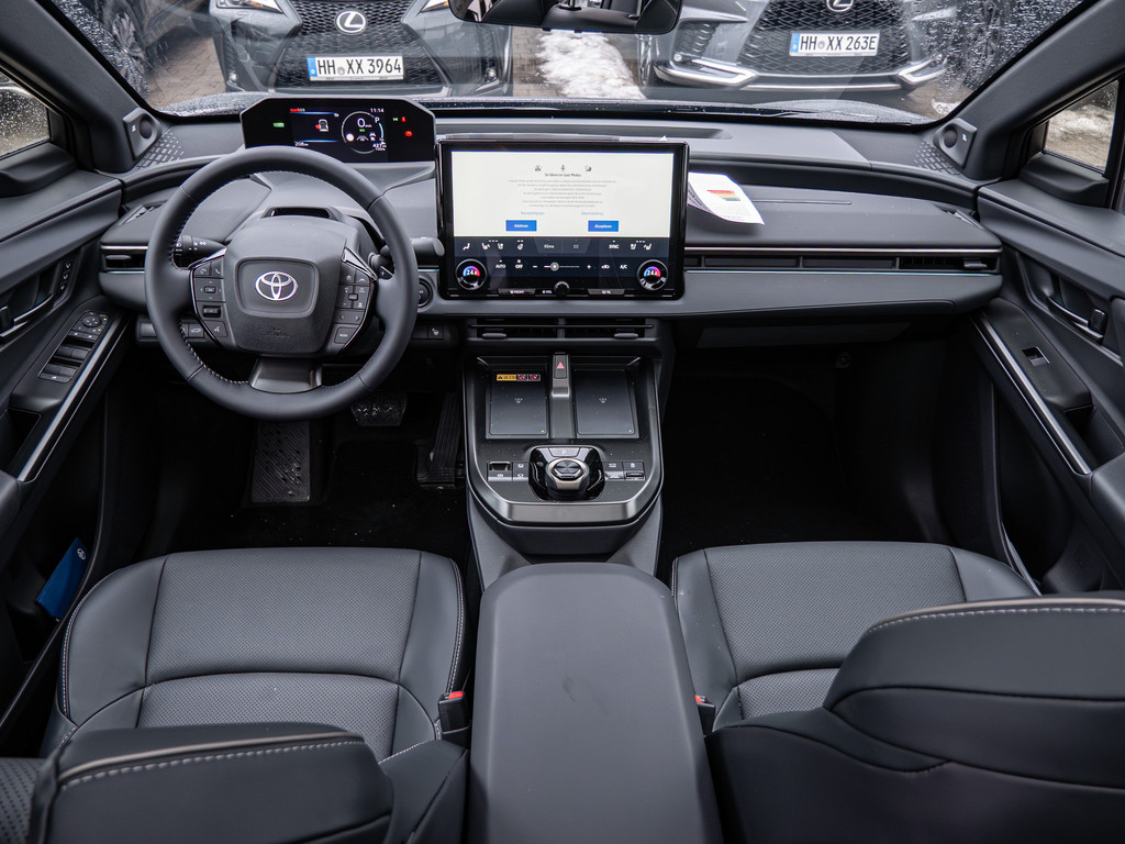 Fahrzeugansicht TOYOTA bZ4X AWD Lounge - Bild 7