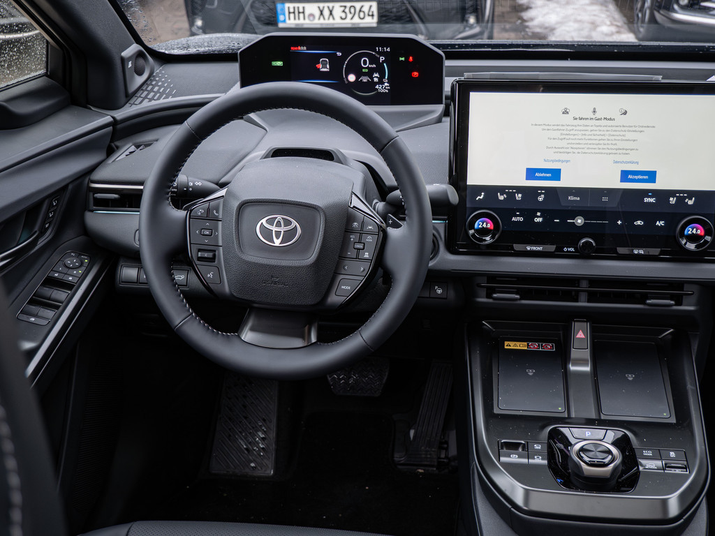 Fahrzeugansicht TOYOTA bZ4X AWD Lounge - Bild 8
