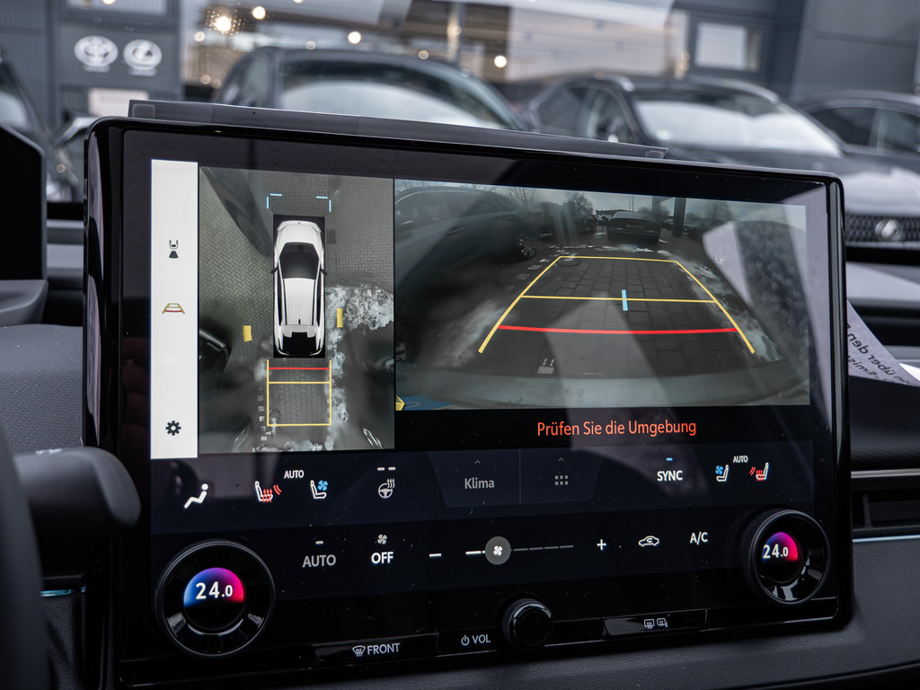 Fahrzeugansicht TOYOTA bZ4X AWD Lounge - Bild 13