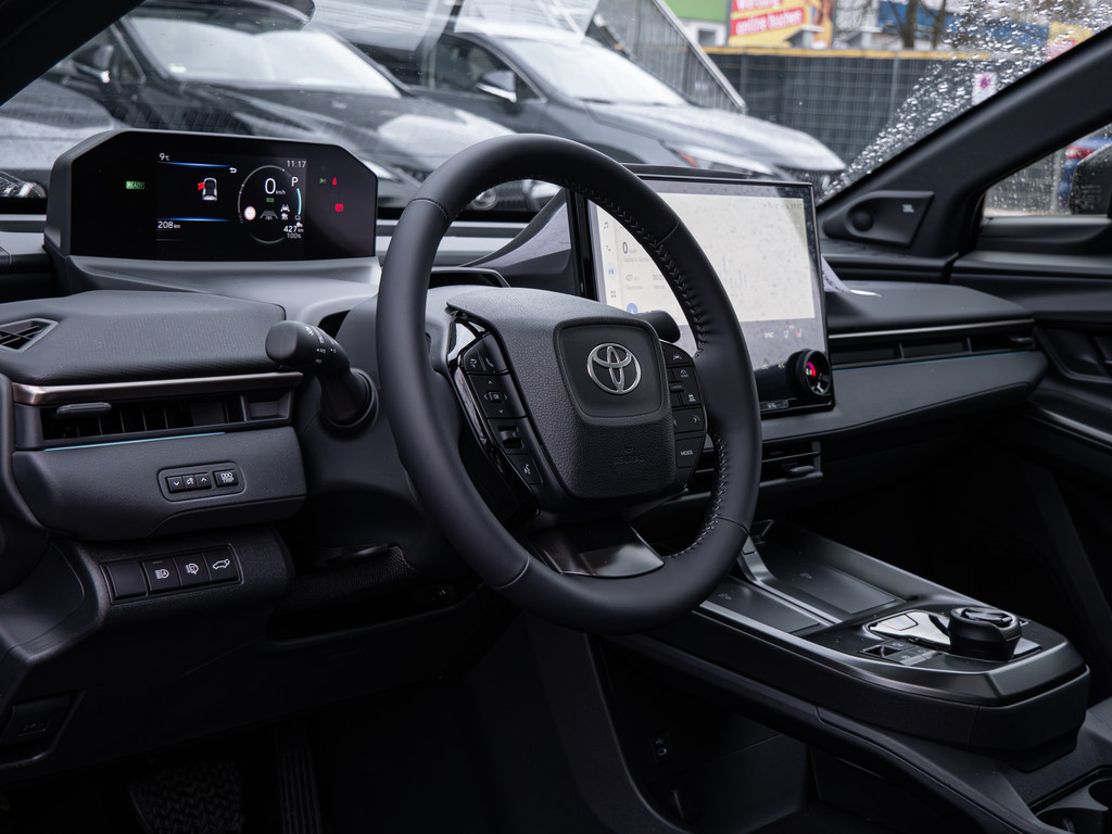 Fahrzeugansicht TOYOTA bZ4X AWD Lounge - Bild 31