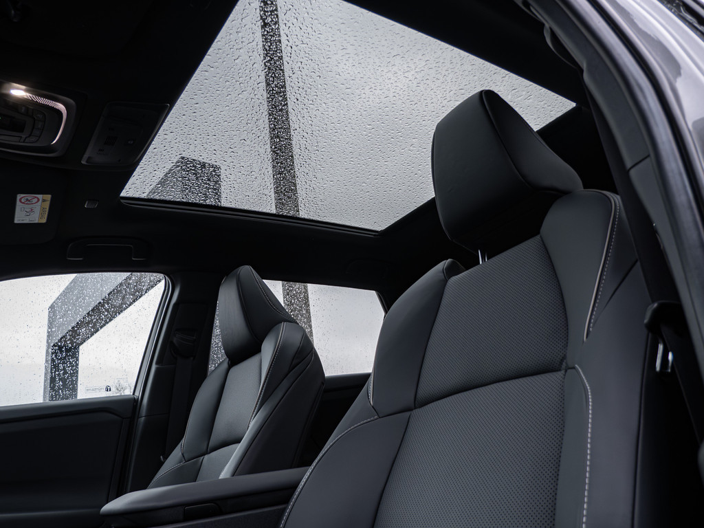 Fahrzeugansicht TOYOTA bZ4X AWD Lounge - Bild 32