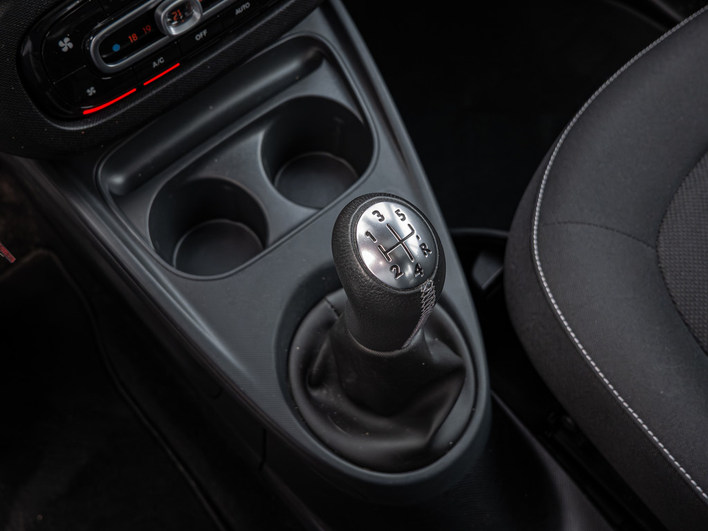 Fahrzeugansicht SMART fortwo coupe passion 52kW - Bild 14