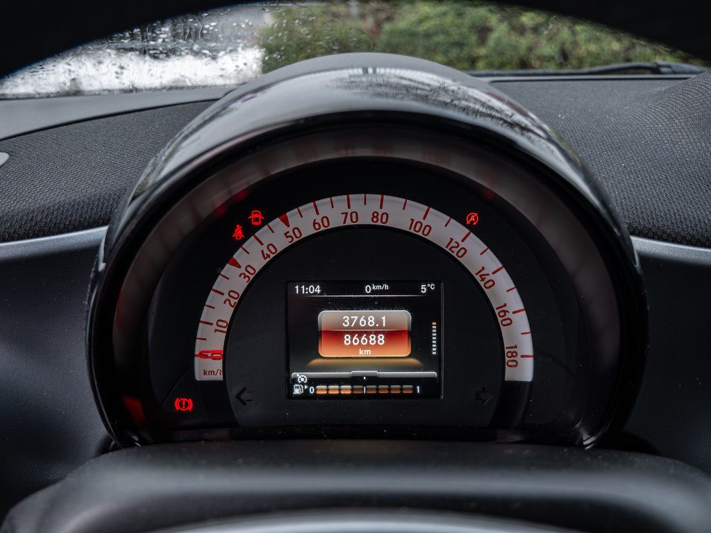 Fahrzeugansicht SMART fortwo coupe passion 52kW - Bild 17