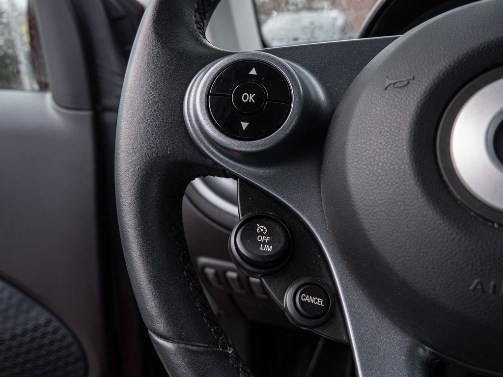 Fahrzeugansicht SMART fortwo coupe passion 52kW - Bild 21