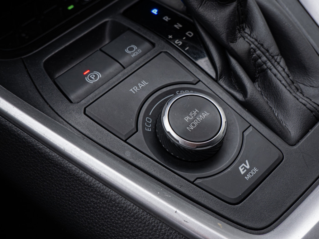 Fahrzeugansicht TOYOTA RAV 4 2.5 Hybrid 4x4 Team D - Bild 26