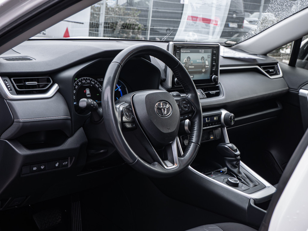 Fahrzeugansicht TOYOTA RAV 4 2.5 Hybrid 4x4 Team D - Bild 38