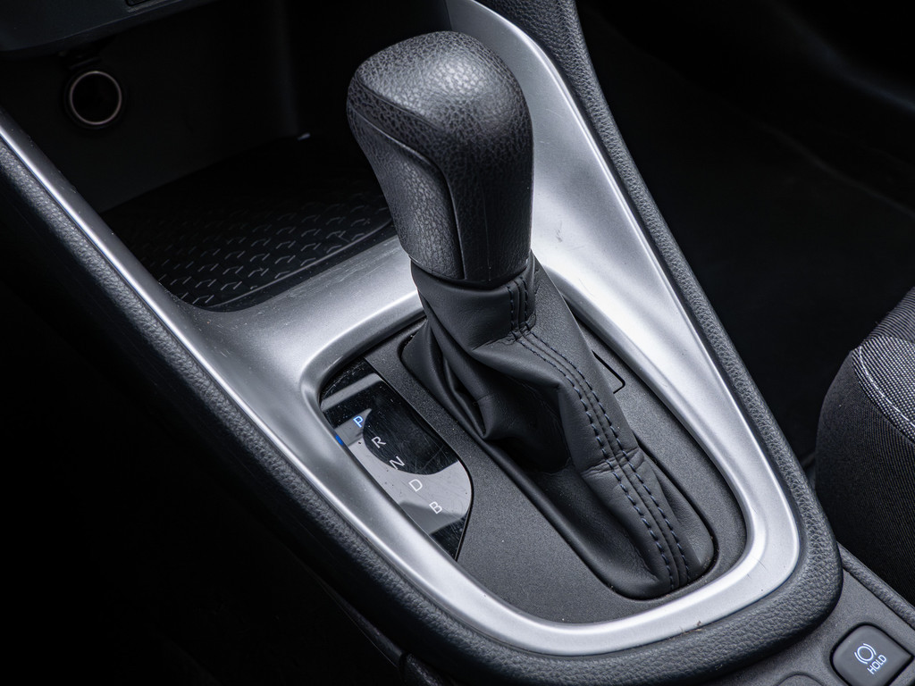 Fahrzeugansicht TOYOTA Yaris Hybrid 1.5 VVT-i Comfort - Bild 18