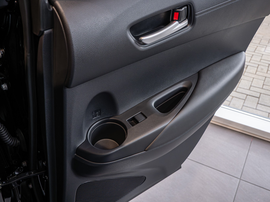 Fahrzeugansicht TOYOTA Corolla Cross 2.0 Hybrid FWD Teamplayer - Bild 3