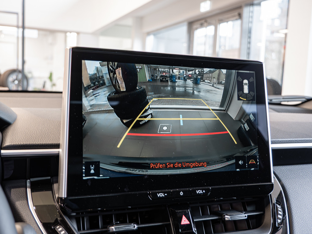 Fahrzeugansicht TOYOTA Corolla Cross 2.0 Hybrid FWD Teamplayer - Bild 10