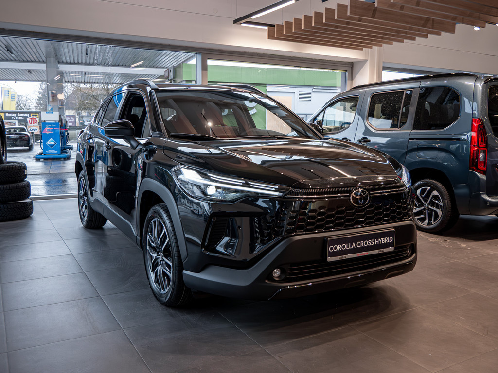Fahrzeugansicht TOYOTA Corolla Cross 2.0 Hybrid FWD Teamplayer - Bild 23