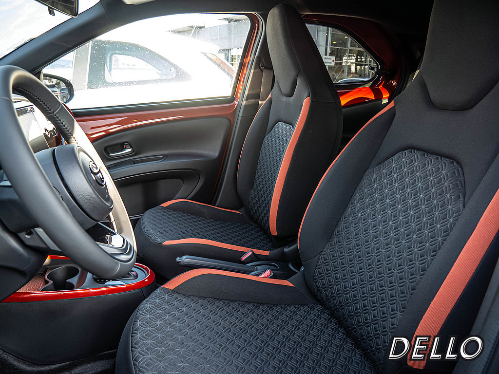 Fahrzeugansicht TOYOTA Aygo X 1.0 Teamplayer - Bild 6