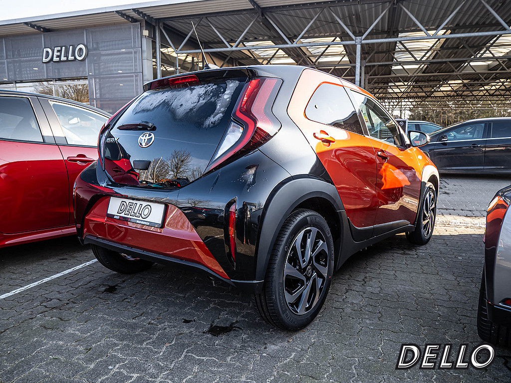 Fahrzeugansicht TOYOTA Aygo X 1.0 Teamplayer - Bild 25