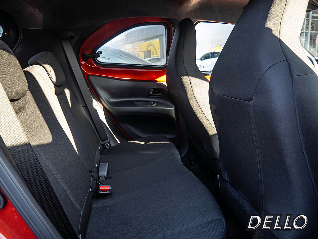 Fahrzeugansicht TOYOTA Aygo X 1.0 Teamplayer - Bild 30