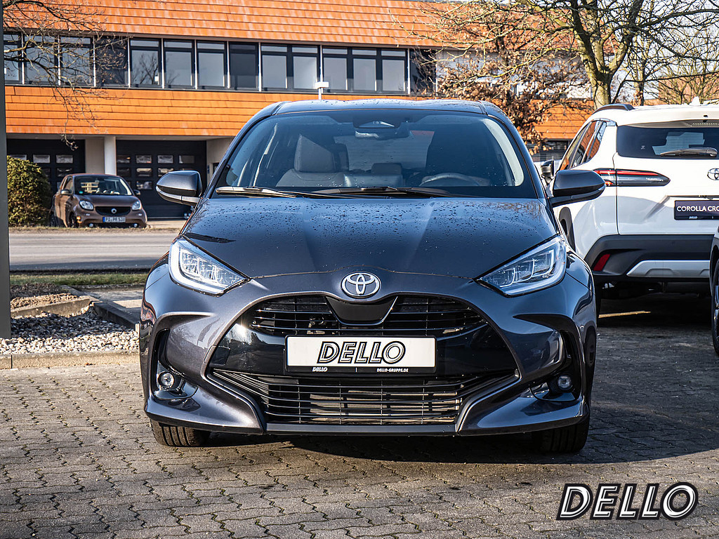 Fahrzeugansicht TOYOTA Yaris Hybrid 1.5 VVT-iE Teamplayer - Bild 12