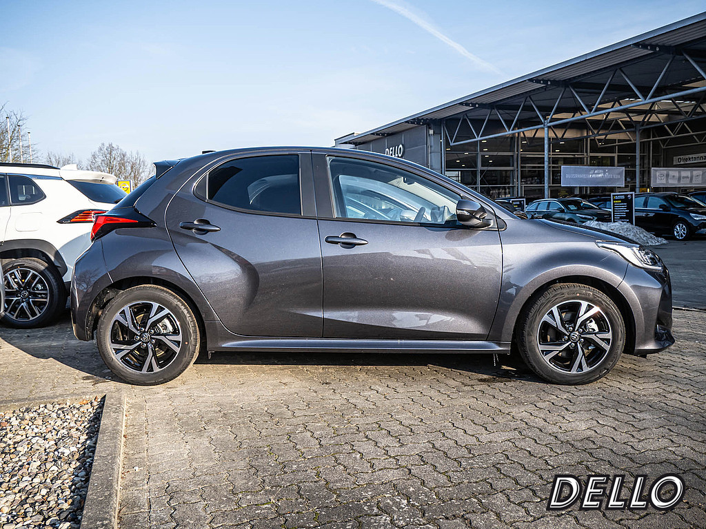 Fahrzeugansicht TOYOTA Yaris Hybrid 1.5 VVT-iE Teamplayer - Bild 25