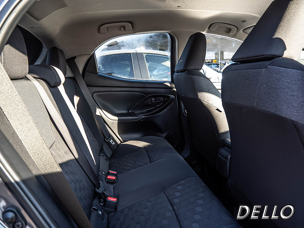 Fahrzeugansicht TOYOTA Yaris Hybrid 1.5 VVT-iE Teamplayer - Bild 29