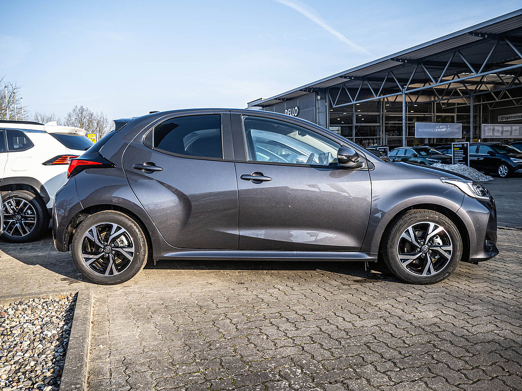Fahrzeugansicht TOYOTA Yaris Hybrid 1.5 VVT-iE Teamplayer - Bild 25