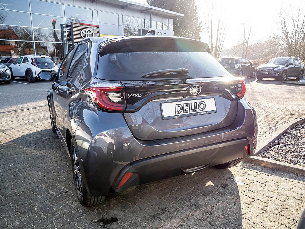 Fahrzeugansicht TOYOTA Yaris Hybrid 1.5 VVT-iE Teamplayer - Bild 27