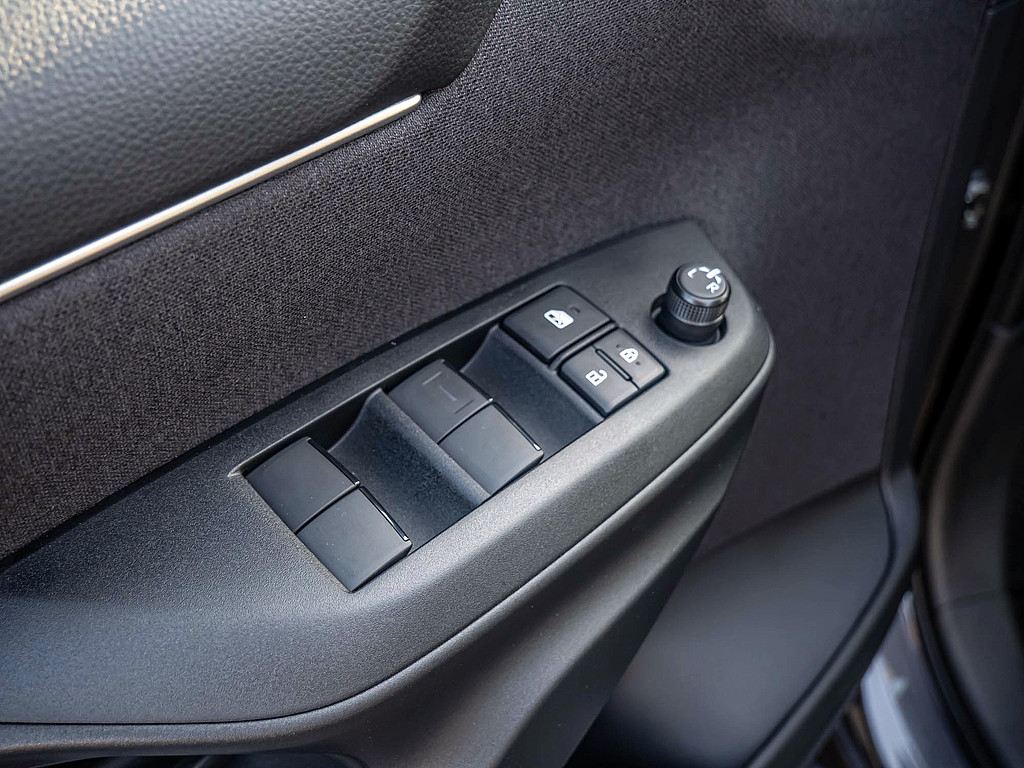Fahrzeugansicht TOYOTA Yaris Hybrid 1.5 Teamplayer - Bild 9