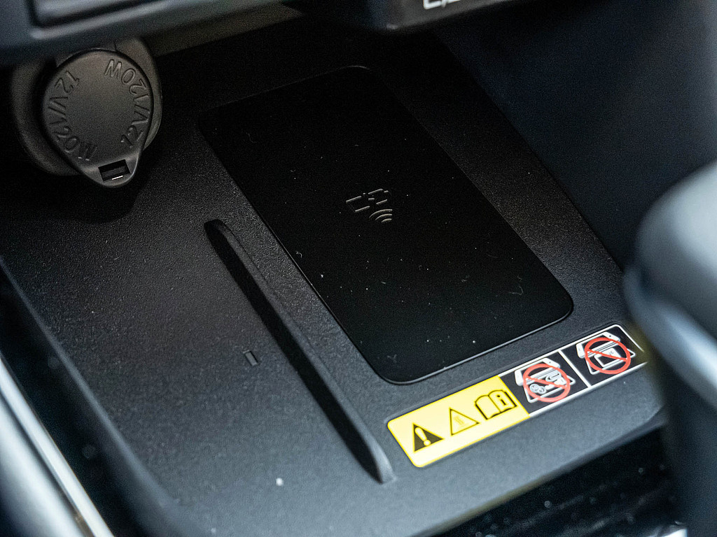 Fahrzeugansicht TOYOTA Yaris Hybrid 1.5 Teamplayer - Bild 19