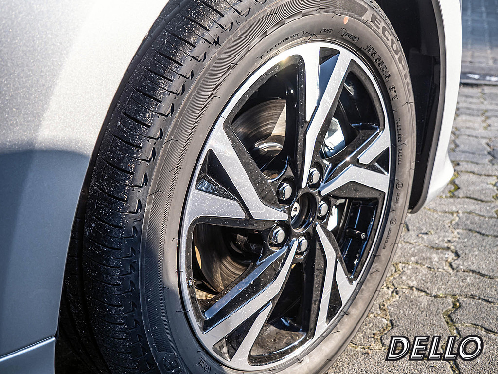 Fahrzeugansicht TOYOTA Yaris Hybrid 1.5 VVT-iE Teamplayer - Bild 4