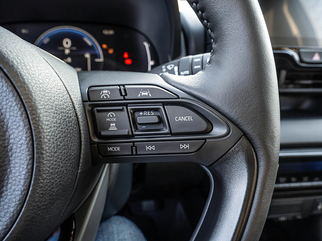 Fahrzeugansicht TOYOTA Yaris Hybrid 1.5 VVT-iE Teamplayer - Bild 22