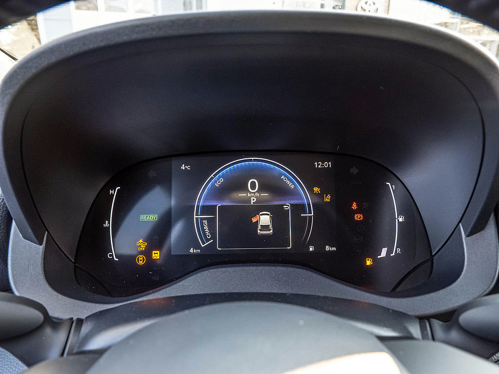 Fahrzeugansicht TOYOTA Yaris Hybrid Teamplayer - Bild 20