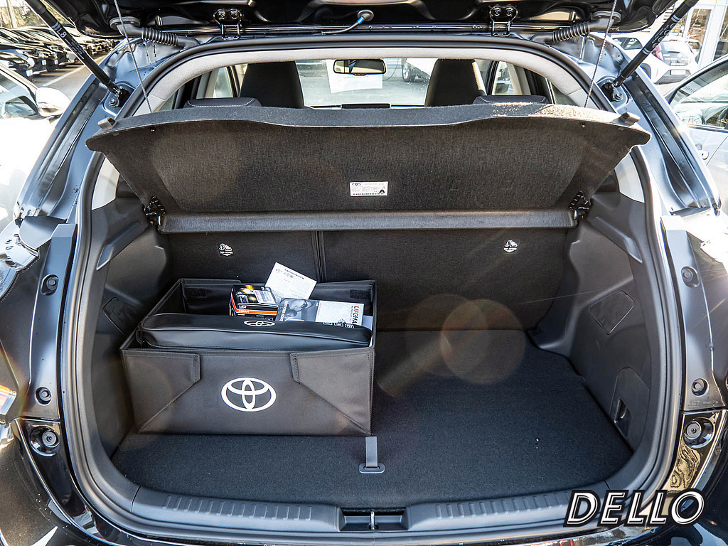 Fahrzeugansicht TOYOTA Yaris Hybrid 1.5 VVT-iE Teamplayer - Bild 4