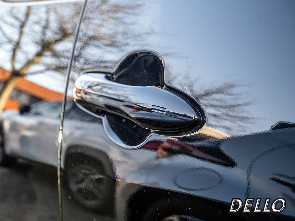 Fahrzeugansicht TOYOTA Yaris Hybrid 1.5 VVT-iE Teamplayer - Bild 2