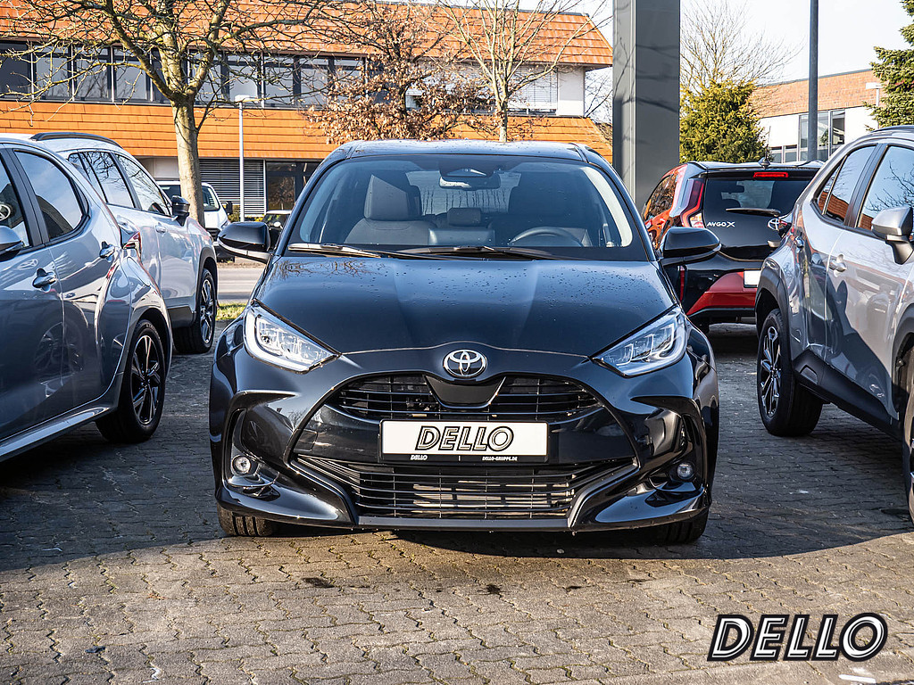 Fahrzeugansicht TOYOTA Yaris Hybrid 1.5 VVT-iE Teamplayer - Bild 12