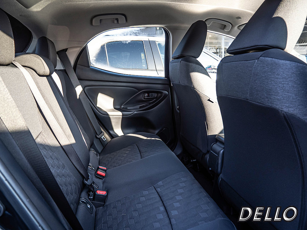 Fahrzeugansicht TOYOTA Yaris Hybrid 1.5 VVT-iE Teamplayer - Bild 23