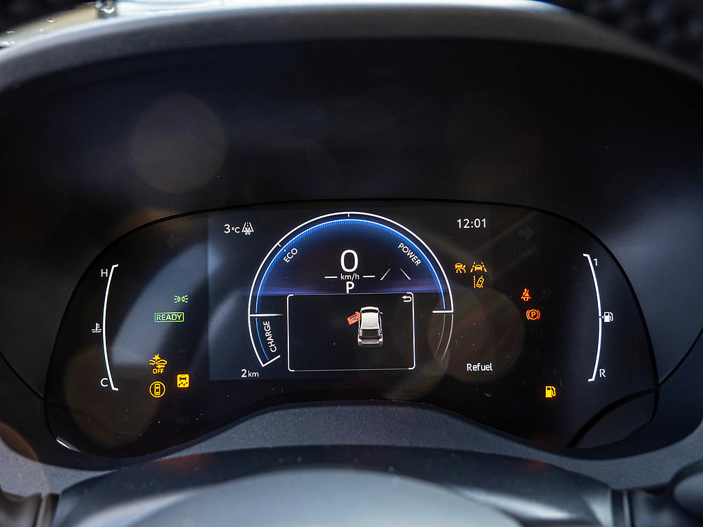 Fahrzeugansicht TOYOTA Yaris Hybrid 1.5 Teamplayer - Bild 15