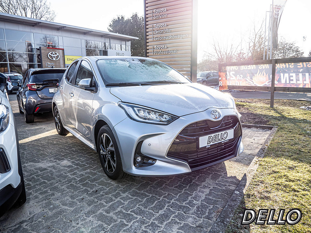 Fahrzeugansicht TOYOTA Yaris Hybrid 1.5 VVT-iE Teamplayer - Bild 3