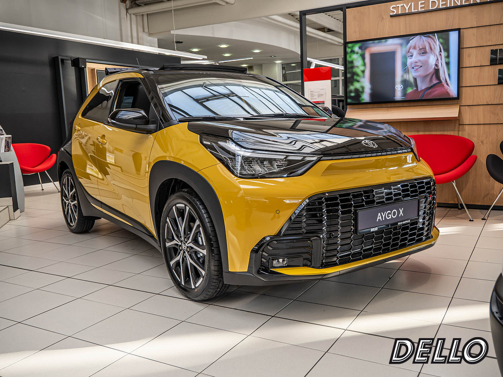 Fahrzeugansicht TOYOTA Aygo X GR Sport Hybrid - Bild 12