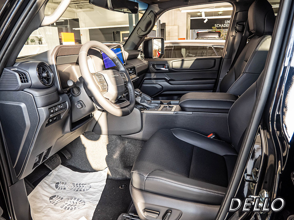 Fahrzeugansicht TOYOTA Land Cruiser 2.8 D-4D Executive - Bild 9