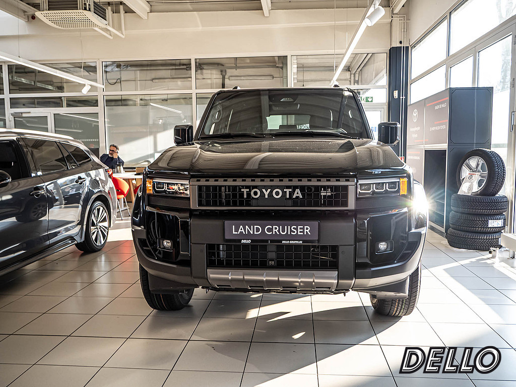 Fahrzeugansicht TOYOTA Land Cruiser 2.8 D-4D Executive - Bild 12