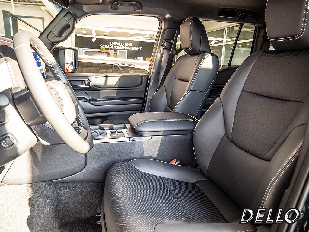 Fahrzeugansicht TOYOTA Land Cruiser 2.8 D-4D Executive - Bild 13